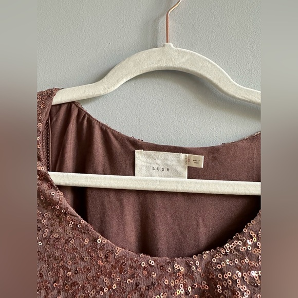 Glittery pink one-shoulder dress - size S, never worn - Picture 2 of 3